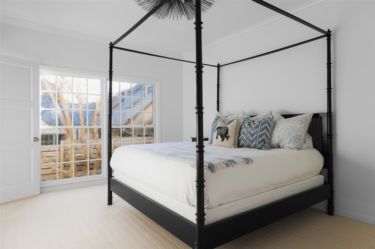 2604 Wooldridge Drive