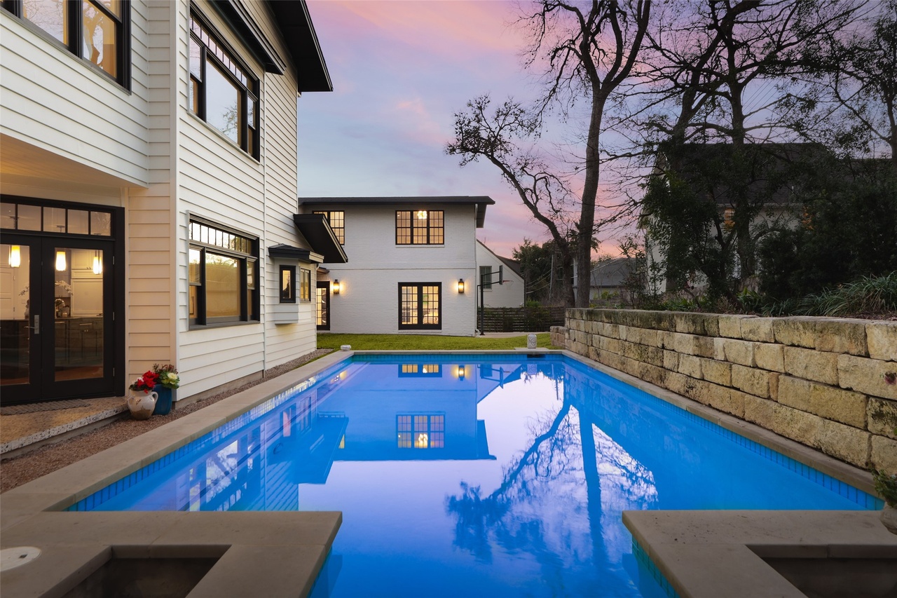 2604 Wooldridge Drive