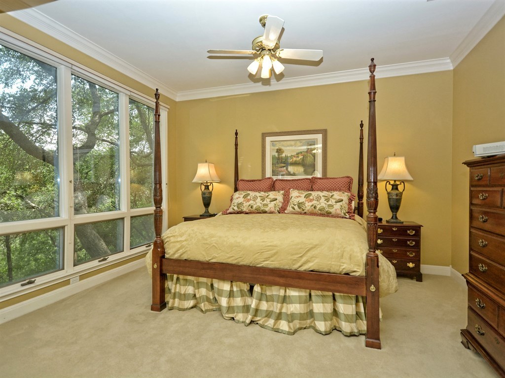 4209 Hidden Canyon Cv