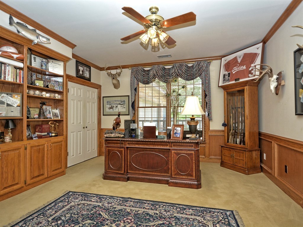 4209 Hidden Canyon Cv