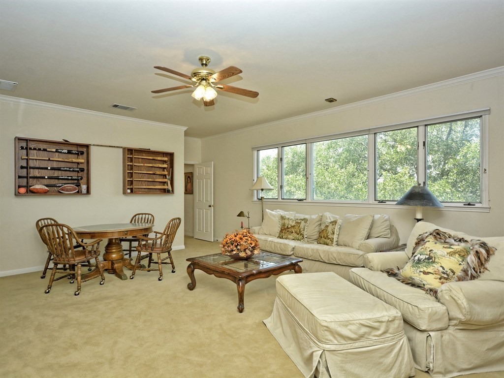 4209 Hidden Canyon Cv