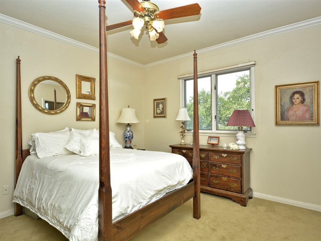 4209 Hidden Canyon Cv